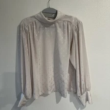 laura mae Vintage Long Sleeve Blouse