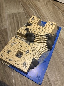 LEGO World City: Coast Watch Hq 7047 LEGO 44510 3D RAISED BASE PLATE