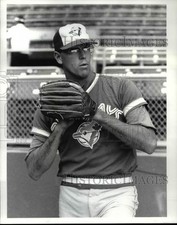 1985 Press Photo Blue Jays Pitcher Tom Henke - cvb57984