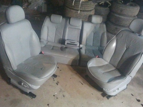 Renault Laguna II Innenausstattung Sitze Leder grau Seitenairbag Sitzheitzung