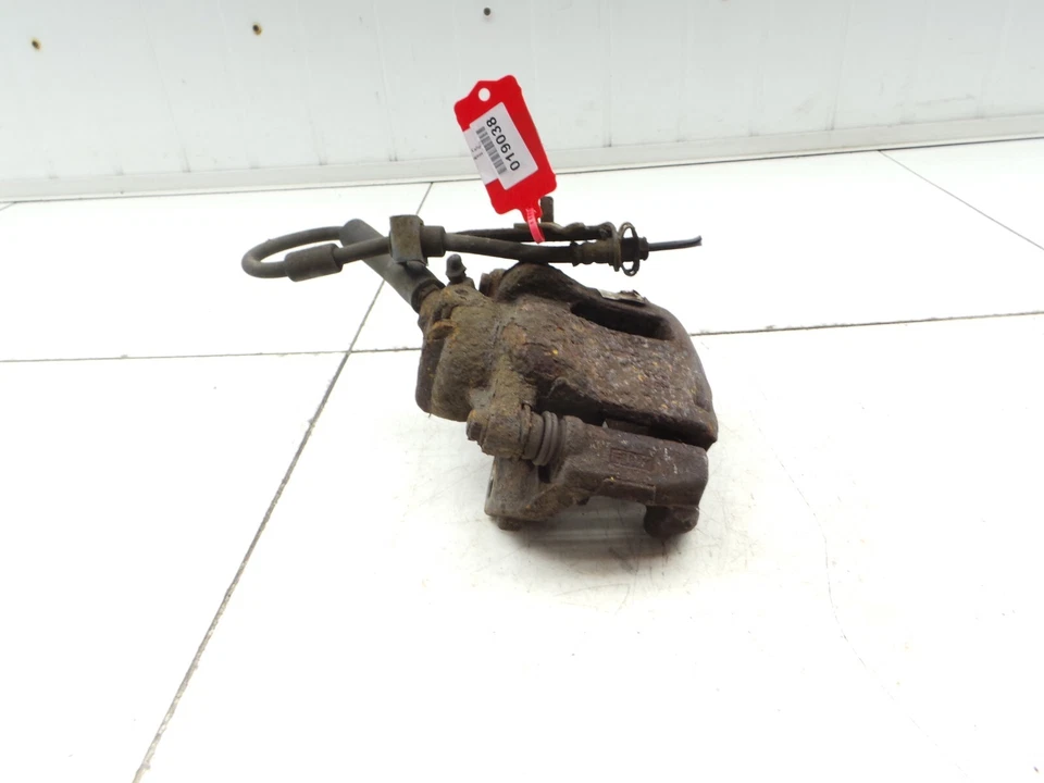 Peugeot 307 CC 2007 2,0 pinza de freno de gasolina lado del pasajero delantero Foto 3 de 4