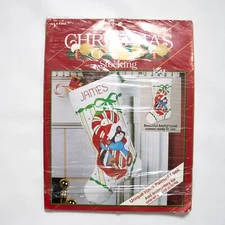 Vintage WonderArt Christmas Stocking Embroidery Kit 9302 Racoons Delight Unused