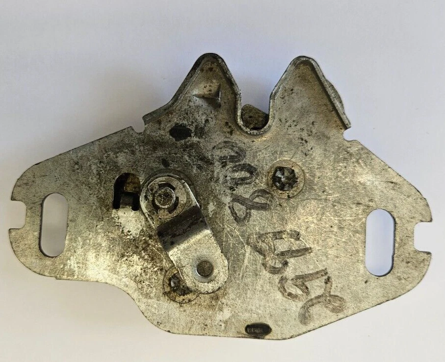 Plymouth Fury I Fury II Fury III 1970-1971 cierre de maletero 2999800 nuevo en stock Foto 4 de 4