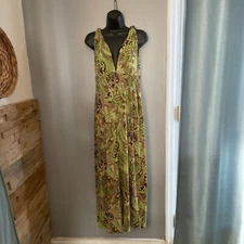 Get loud Green and brown paisley maxi dress with a boho vibe #maxidress #80's L