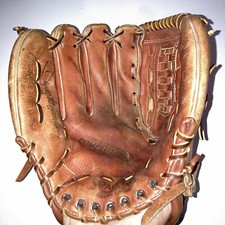 Spalding 42-826 Competition Series Dwight Gooden Left Handed Baseball Glove