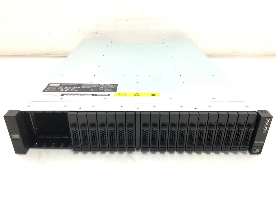 Gabinete de almacenamiento Lenovo Storage D1224 4587 - 24 bahías - 2U - (4587A31) Foto 2 de 4