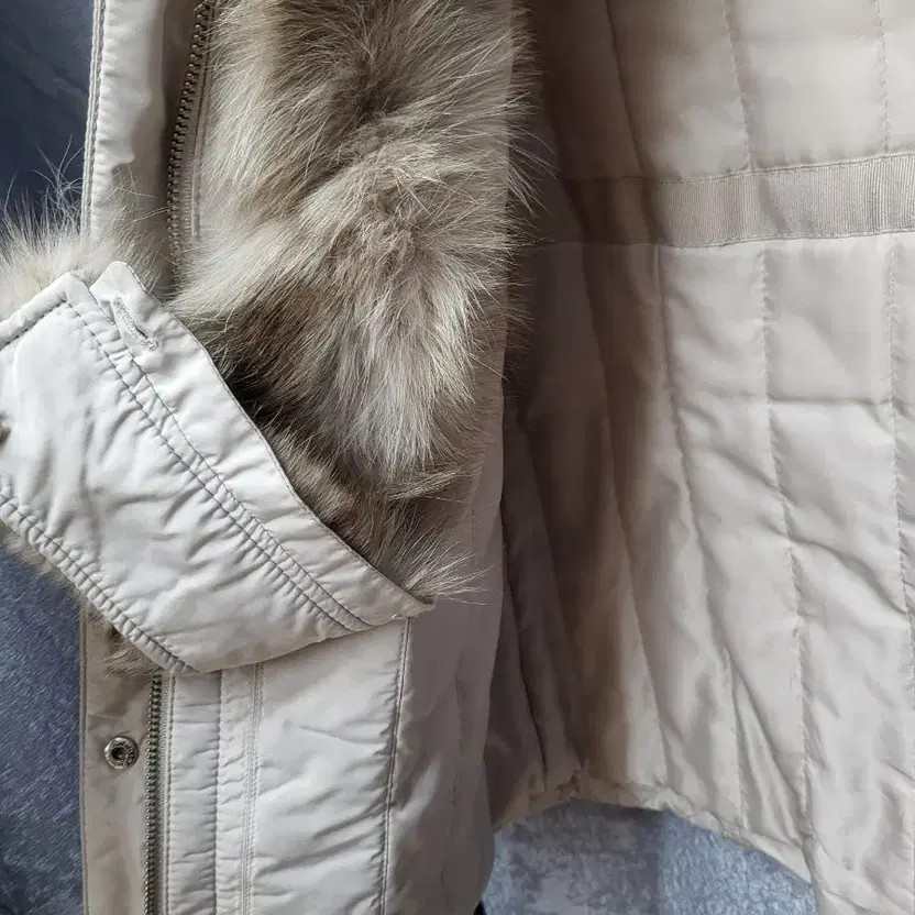 Lazello Down Padding - Size 95, Winter Outerwear - image 1