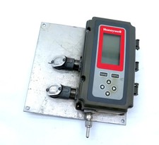 Honeywell T775M2022 Electronic Temperature Controller Thermostat