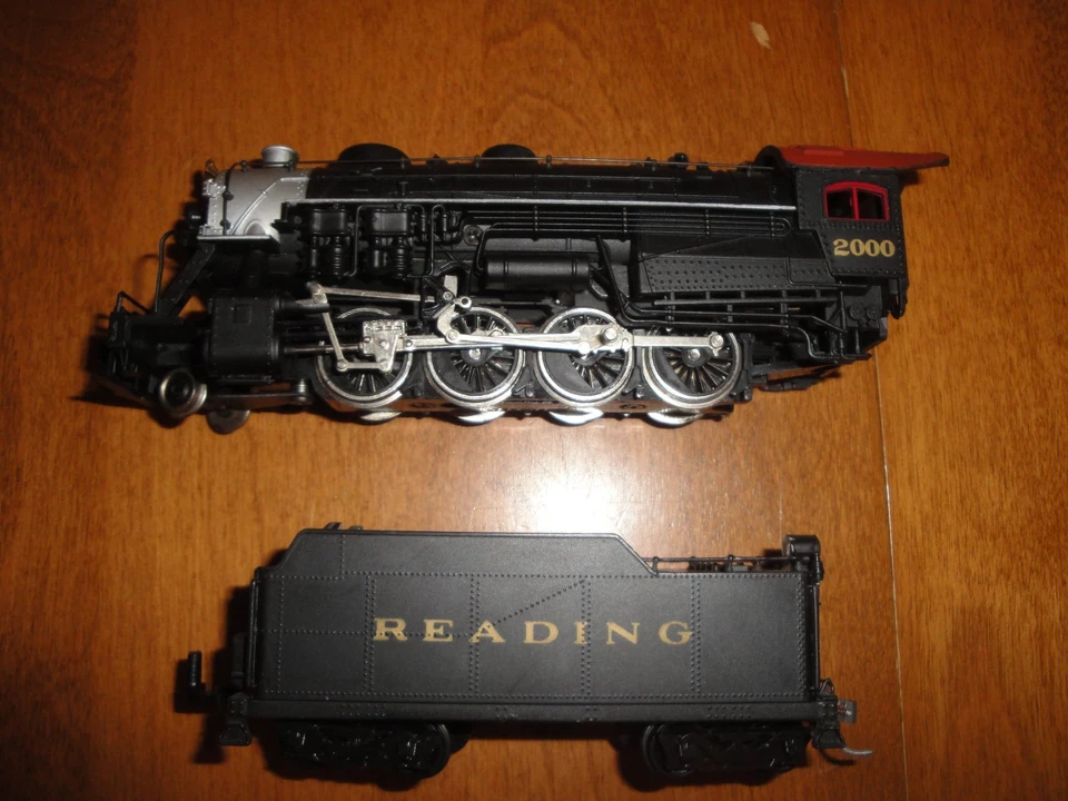 Bachmann HO Scale Reading 2 8 0 Consolidation Steam Locomotive runs smokes - Image 2 of 4