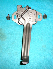 1973-74 Plymouth Duster Valiant Hood Latch Mechanism W-bolts V-nice Redone Orig 1973-74 Plymouth Duster Valiant Hood Latch Mechanism W-bolts V-nice Redone Orig