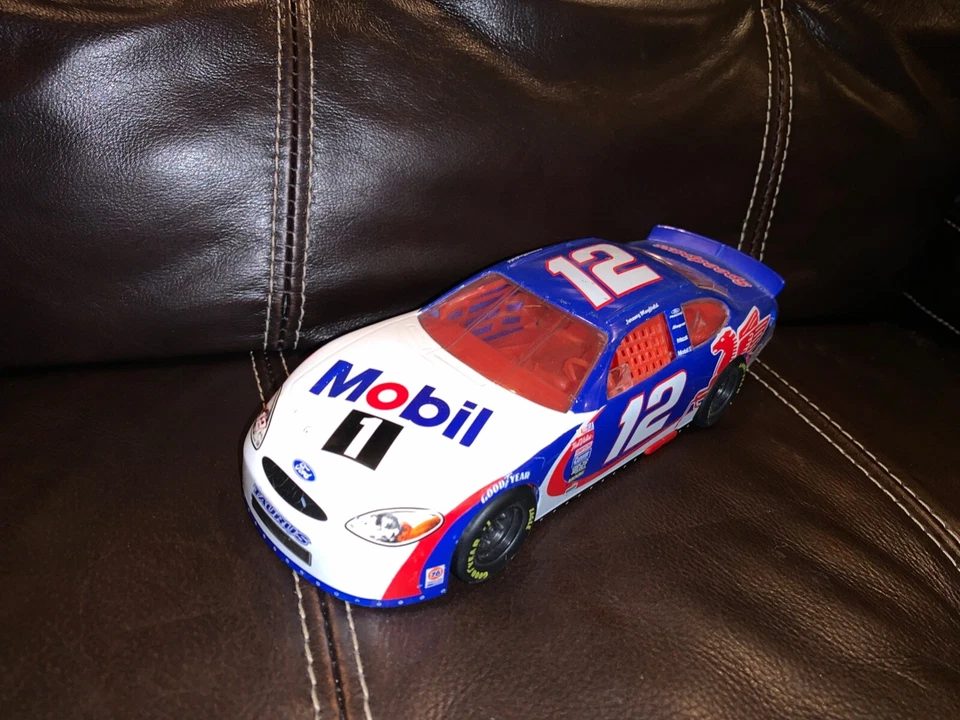 Mattel Nascar Die Cast Toy Race Car 1/24 1999 #12 Mobil 1 Jeremy Mayfield Blue - Image 3 of 4