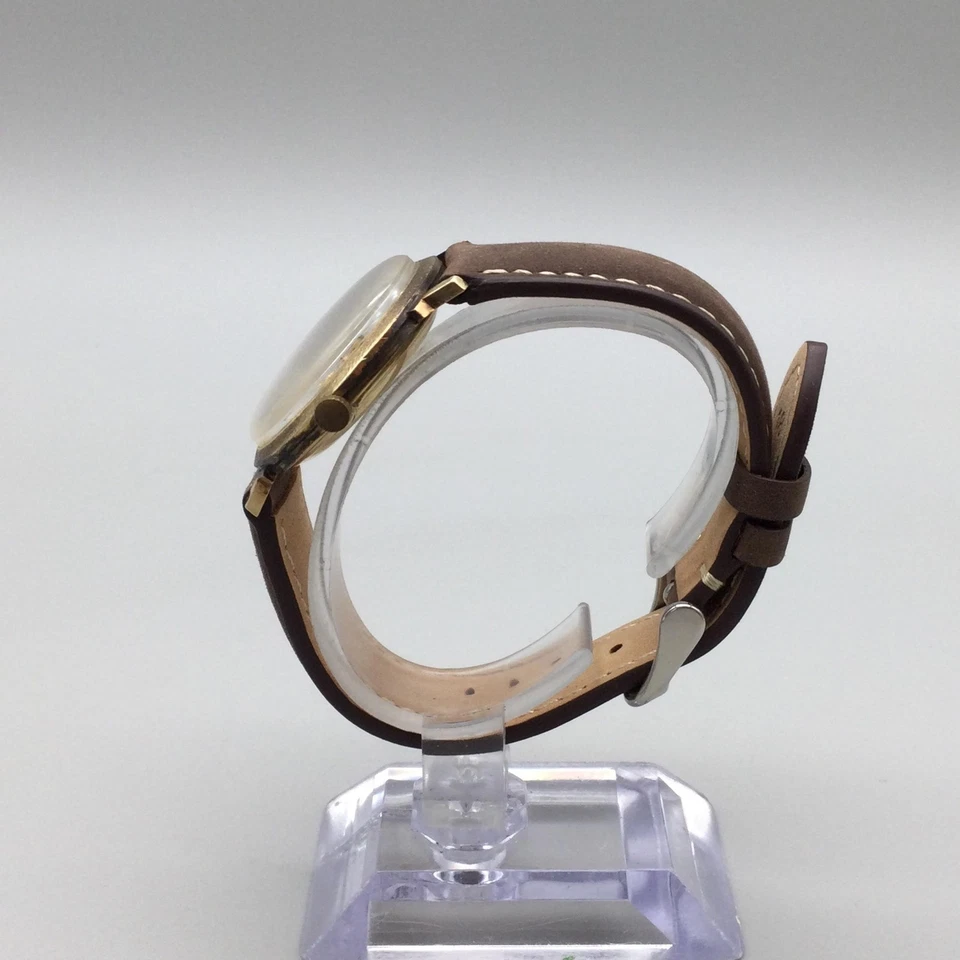 Vintage Lucien Piccard Seashark Automatic Watch Mens33mm Gold Tone Leather Band - Image 3 of 4