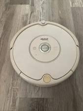 iRobot Roomba 531 for Parts - With Charger  - Powers On