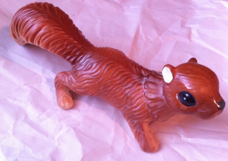 Vintage Outdoor Ceramic Brown Squirrel Hang on Tree Fence Garden  Woods Old