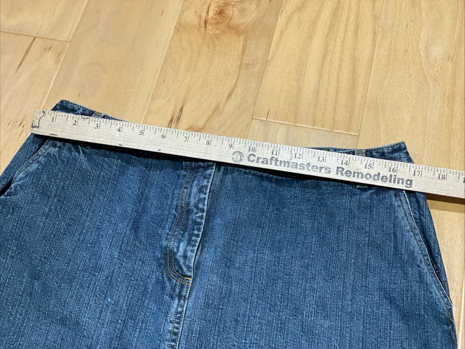 100% Cotton Ann Taylor Dark Denim Pencil Skirt Sz 14 Back Slit Thick Denim Midi - Image 4 of 4