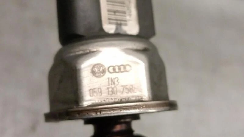 059130089AB rampa inyectora para AUDI Q7 (4LB) 3.0 TDI QUATTRO 2006 5486949 - Imagen 3 de 4