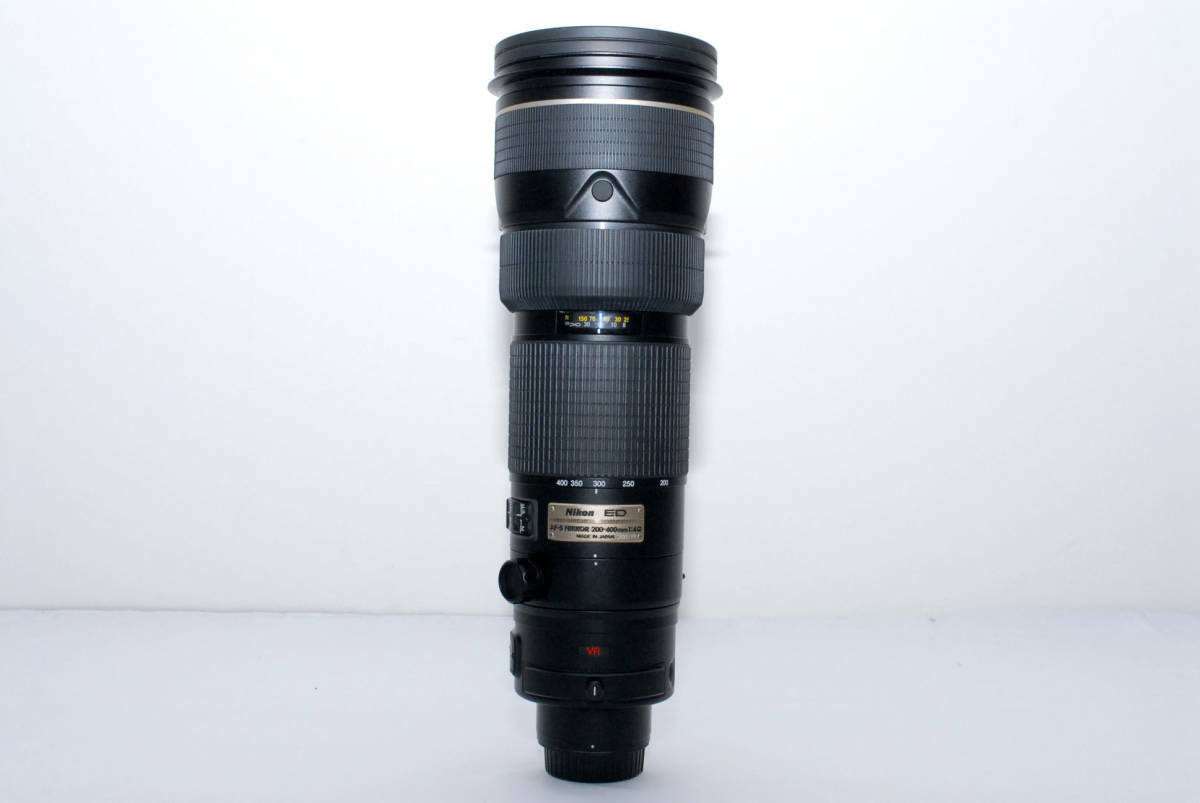 Nikon 200-400mm f/4G ED-IF AF-S VR Zoom Nikkor Lens F4G#J36 Nikon 200-400mm f/4G ED-IF AF-S VR Zoom Nikkor Lens F4G#J36