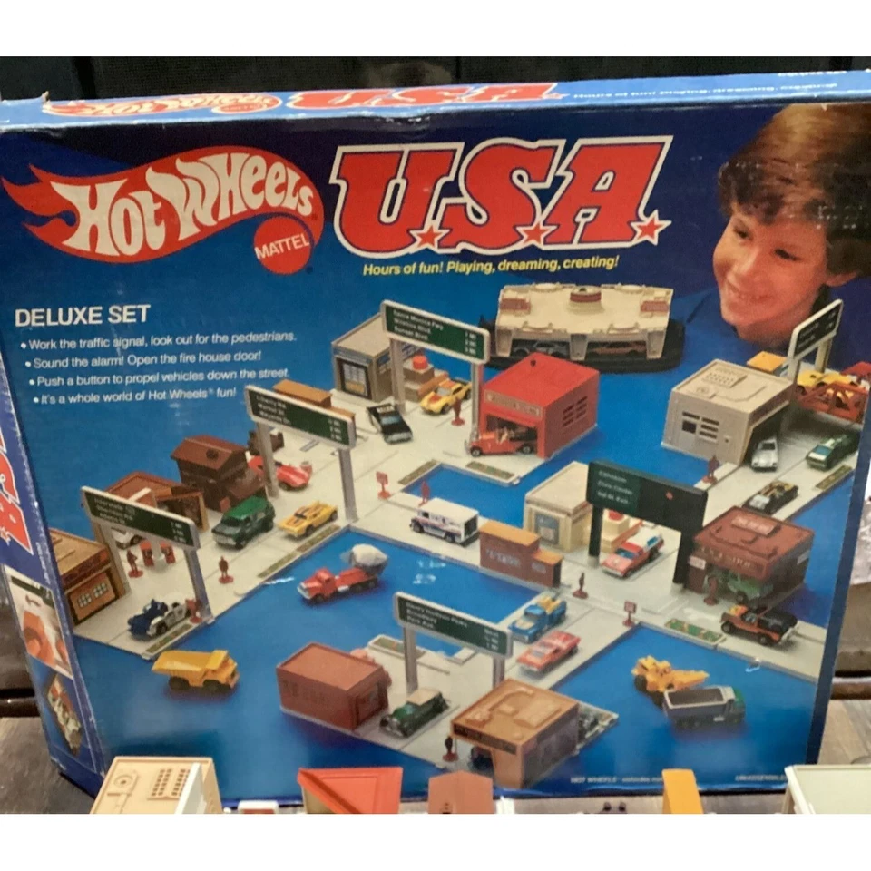 Hot Wheels USA Deluxe Playset Diecast Car w Box Instructions Mattel Vintage 1981 - Image 2 of 4