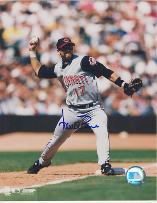 Aaron Boone Autographed 8x10 Cincinnati Reds D737