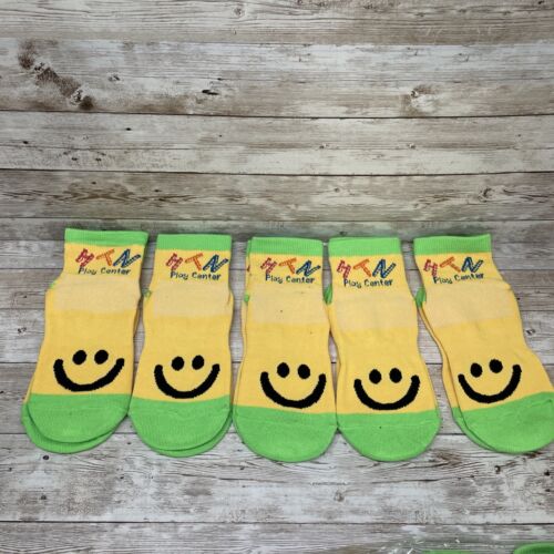 Lot 25 MTN Non-Slip Bottom Grip Trampoline Jump Socks Kid Unisex Size: Small 7in - Picture 2 of 5