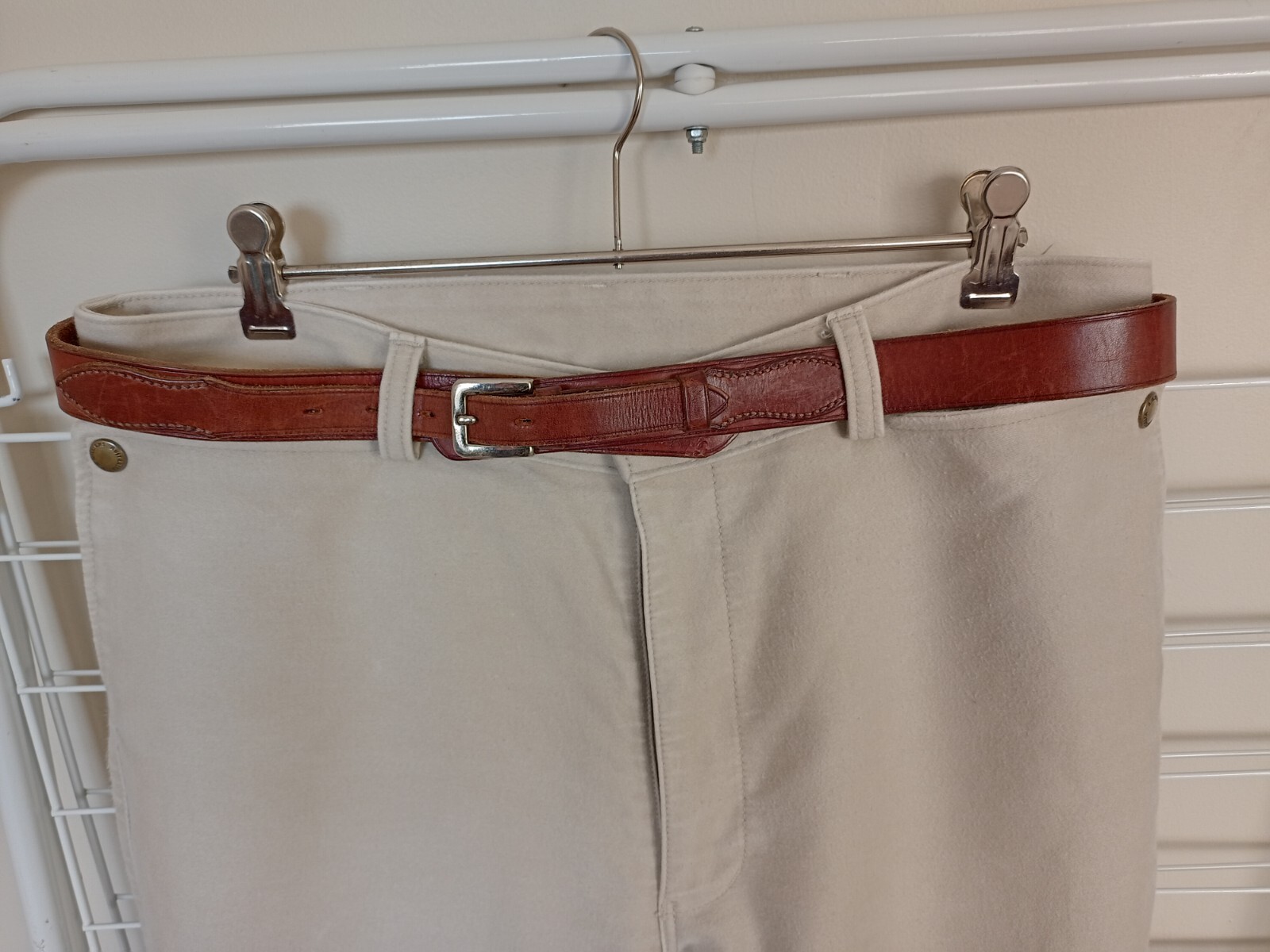 Vintage RM Williams Men's White "Moleskin" Pants with… Gem