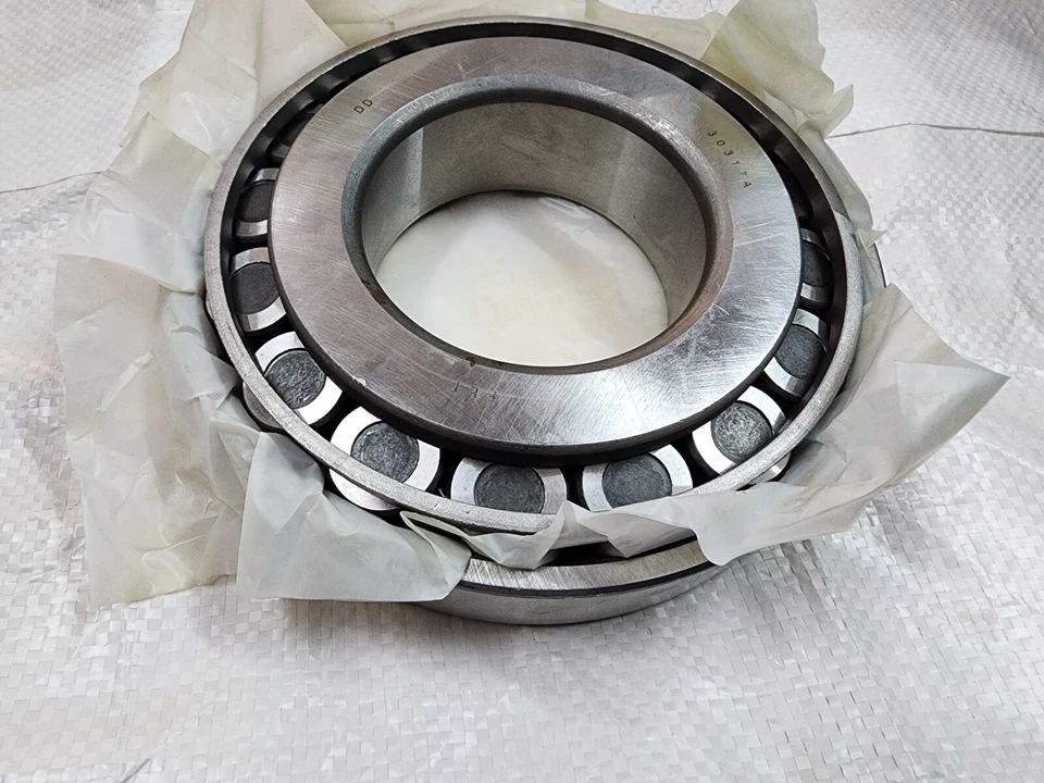 Rodamiento de rueda de rodillos cónicos 30317A NUEVO ABIERTO SIN CAJA FLT 30317 Foto 3 de 4