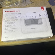 Image of Honeywell T3 Wired Programmable Thermostat
