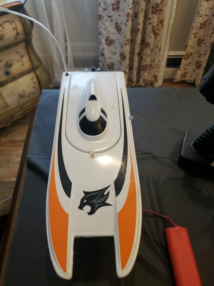 Aquacraft Mini WILDCAT DOBLE MOTOR ACCIONAMIENTO SIN PROBAR Foto 4 de 4