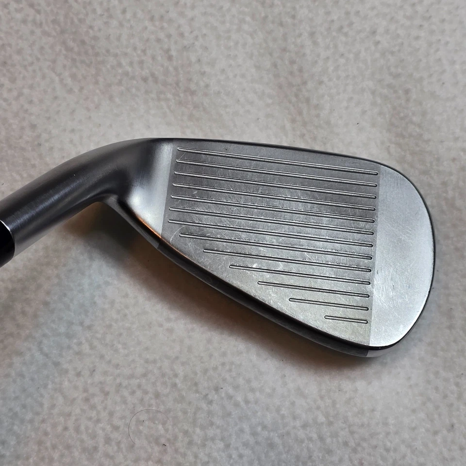 Hierro Mizuno JPX 923 8 metal caliente diestro Dynamic Gold 95 R300 38 pulgadas Foto 3 de 4