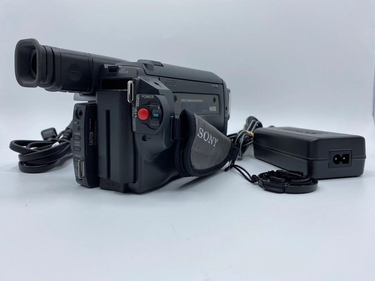 ビデオカメラ SONY Handycam VideoHi8 41LzZU0DiAL._UF350,350_QL50_.jpg
