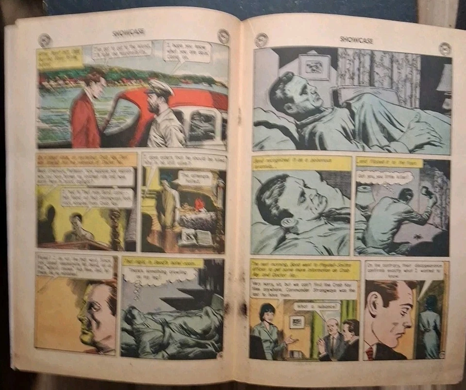 Showcase #43 James BOND 007 DR. NO! ROCKET cover 1963 See CI Version Listed Also - Image 4 of 4