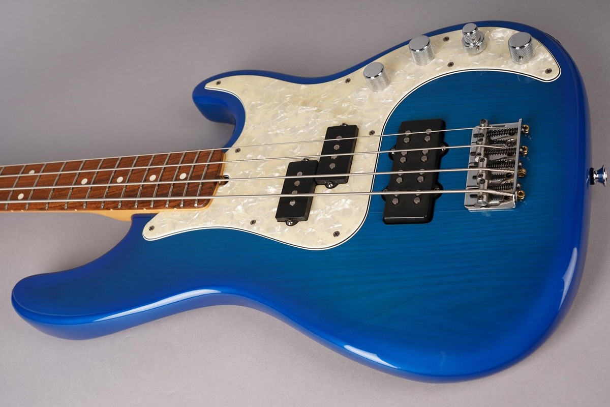 Fender Precision Bass メタリックブルー　MEXICO Fender Mexico Player II Precision Bass Moonlight Drive