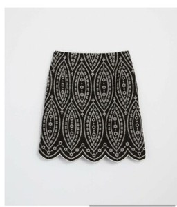 black shift skirt
