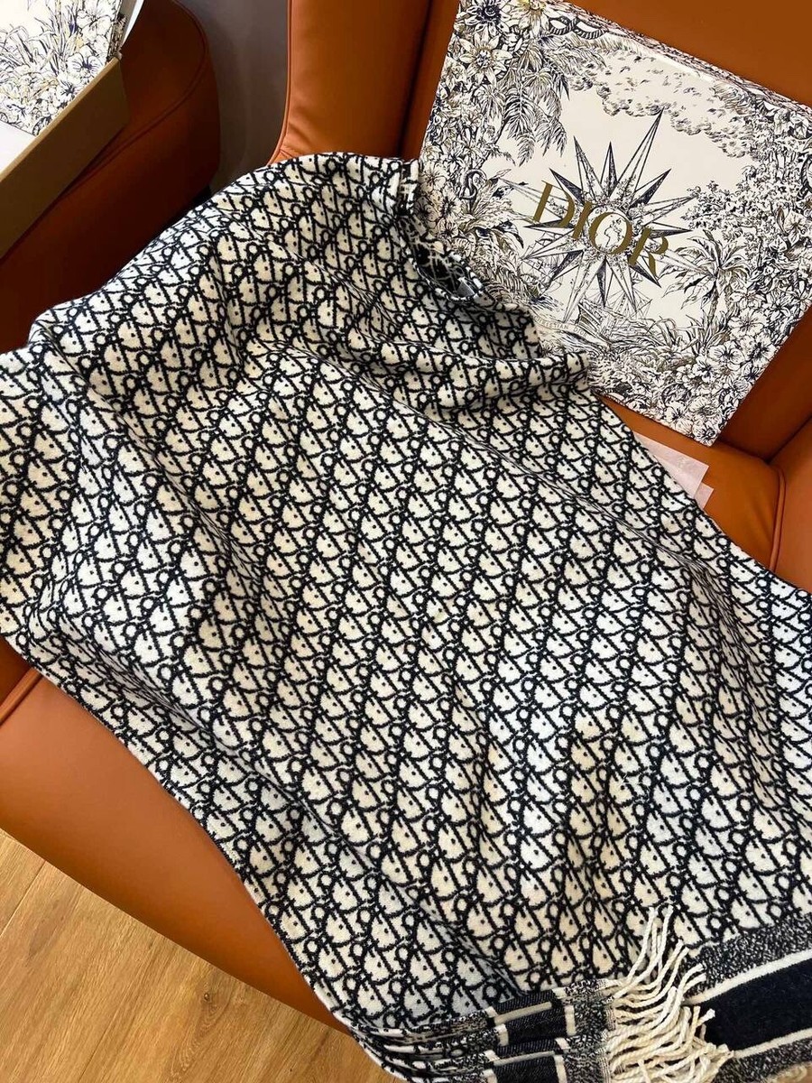 【日本未入荷！】Dior Around the World-poncho 219755-