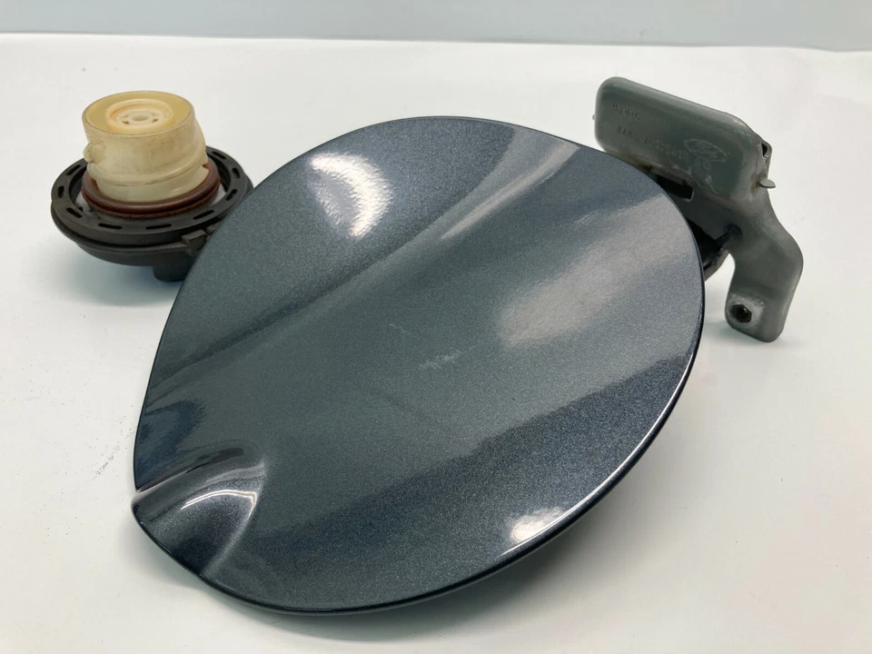 08-12 Ford Escape 08-11 Mariner Fuel Filler Door Tank Cover Lid 8L84-78405A26 Foto 4 de 4