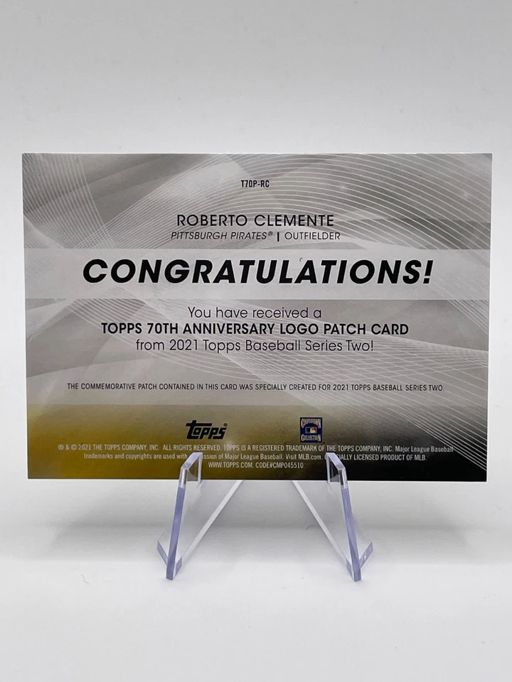 Roberto Clemente #T70P-RC | 2021 Topps 70th Anniversary Logo Patch Insert - Image 2 of 2