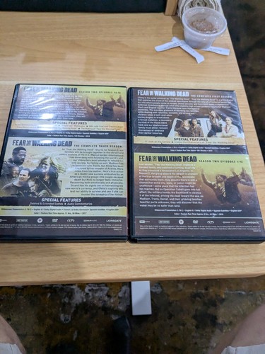 O1 Fear of the Walking Dead: Season 1-3 (DVD) Used - Picture 2 of 9