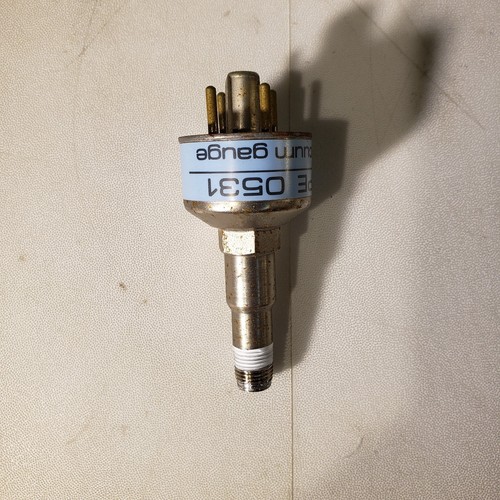 Varian Typ 0531 TC Thermoelement Vakuummessgerät 1/4" NPT Vakuum 4-Pin Stecker - Bild 6 von 8