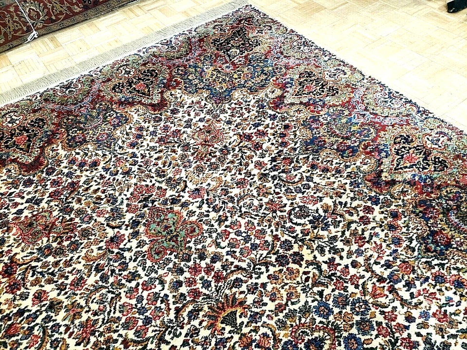 10x14 KARASTAN 742 IVORY FLORAL KIRMAN - 100% WOOL RUG EXCELLENT CONDITION! - Image 4 of 4