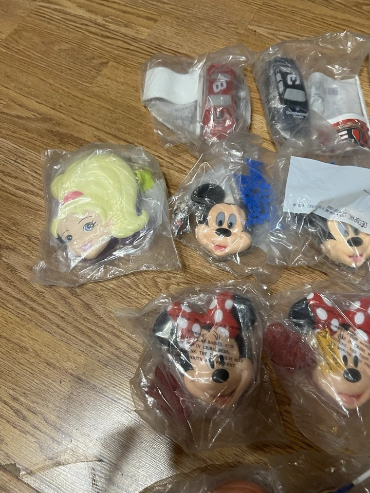 Disney Cake Toppers Decopak Mickey Minnie - Image 3 of 4