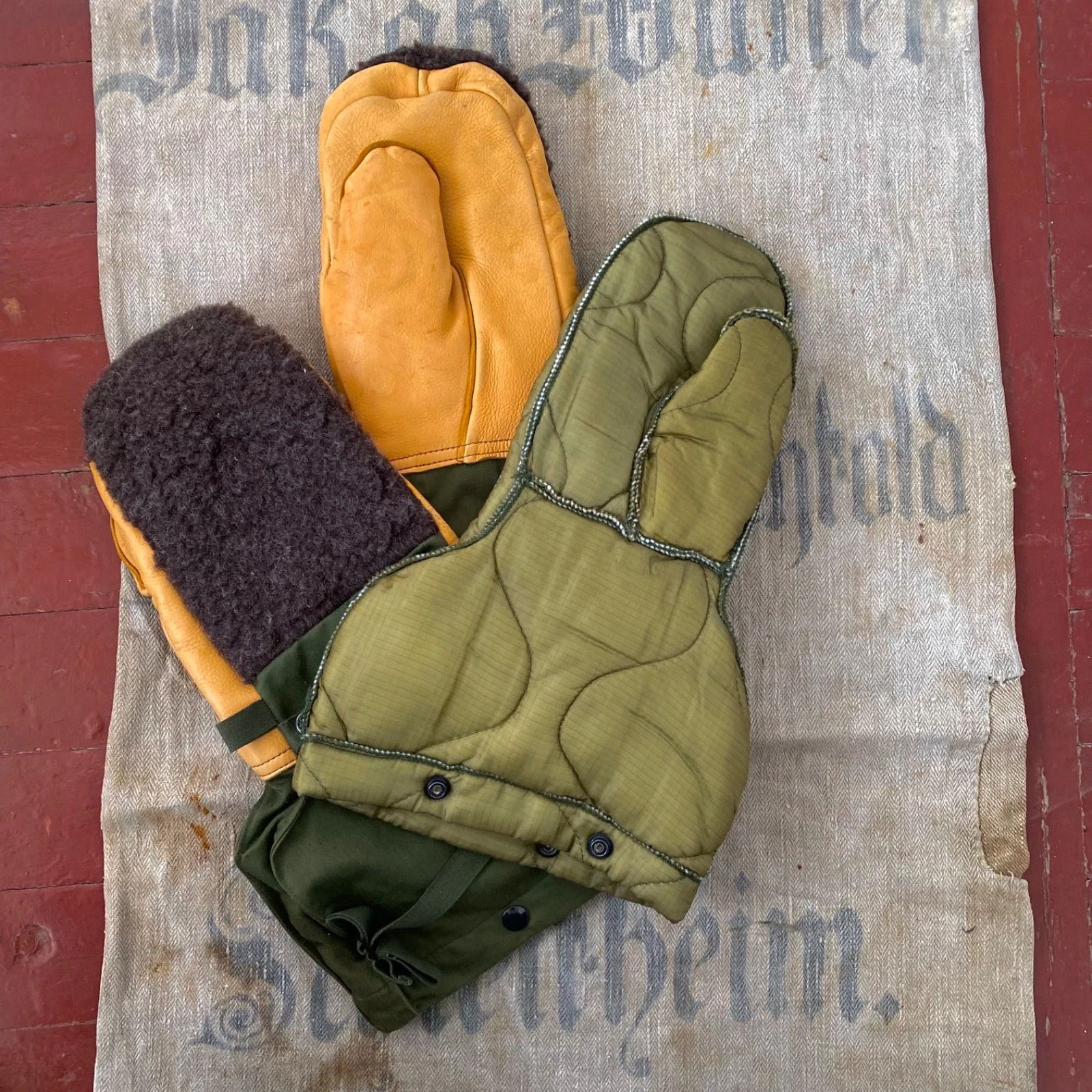 Vintage 70s U.S.army mitten set extreme cold winter weather gloves liner S