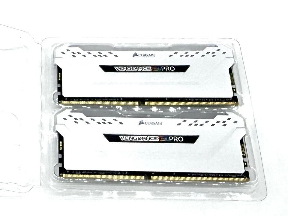 Corsair Vengeance RGB Pro 32 GB 2 x 16 GB DDR4-3200 PC4-25600 Doble Canal Blanco Foto 3 de 4