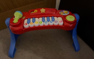 Fisher Price Interaktives Keyboard Klavier