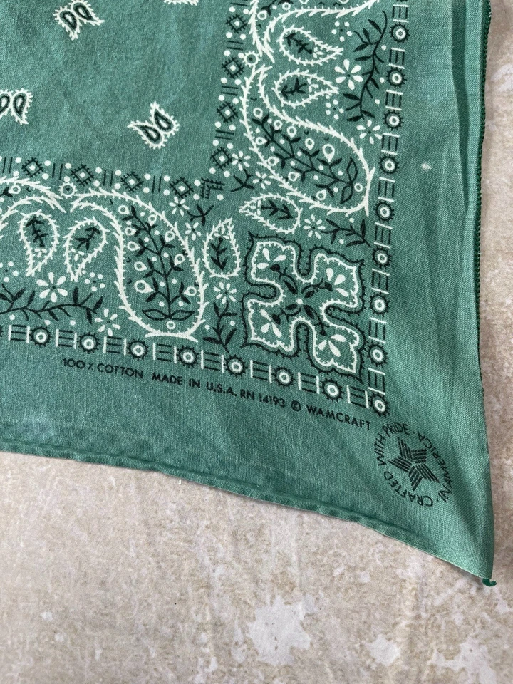 Bandana vintage años 80 hecha a mano con Pride Wamcraft hecha en EE. UU. RN 14193 verde azulado Foto 3 de 4