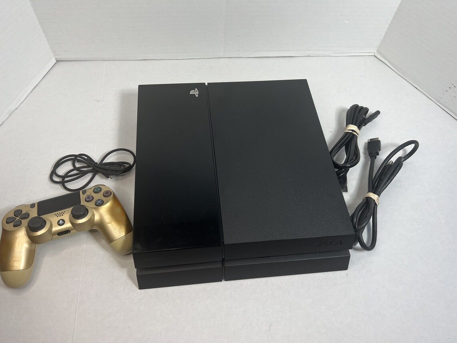 Sony PlayStation 4 500GB Console - Black W/ Controller