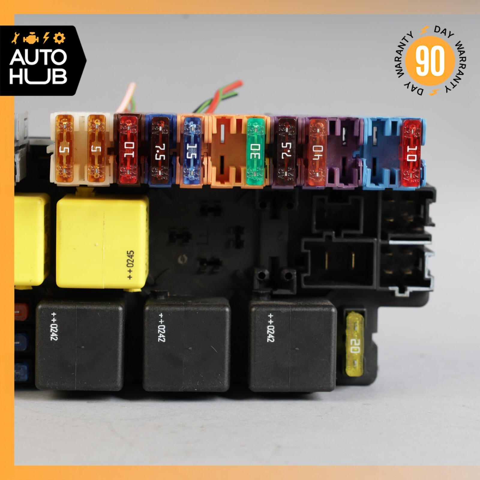 Mercedes R230 SL550 SL55 AMG SLR Front Left SAM Fuse Box Control Module OEM