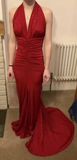 Atemberaubendes maßgeschneidertes rotes glitzerndes langes tailliertes Ballkleid/Ballkleid, Größe 6/XS, neu