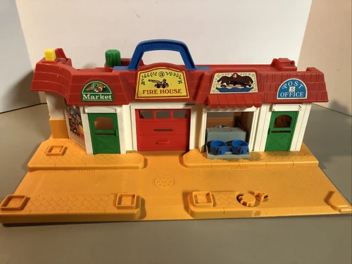 Vintage Fisher Price Little People Main Street Playset Building  1986 Incomplte