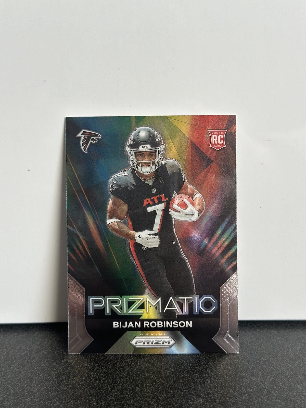 2023 Panini Prizm - Prizmatic #19 Bijan Robinson (RC)