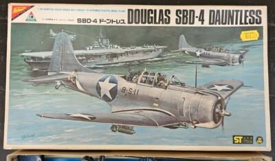 NICHIMO, DOUGLAS SBD-4, DAUNTLESS MODEL KIT OPEN COMPLETE 1:48. S-4805-300 (F92)